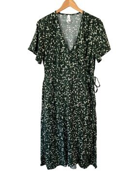 Pact Cafe Crepe Wrap Dress L green cream midi pockets NWOT